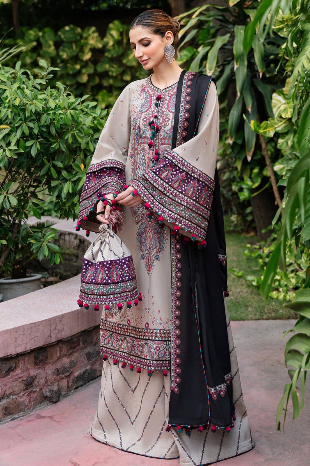 3 Piece Unstitched Embroidered Suit